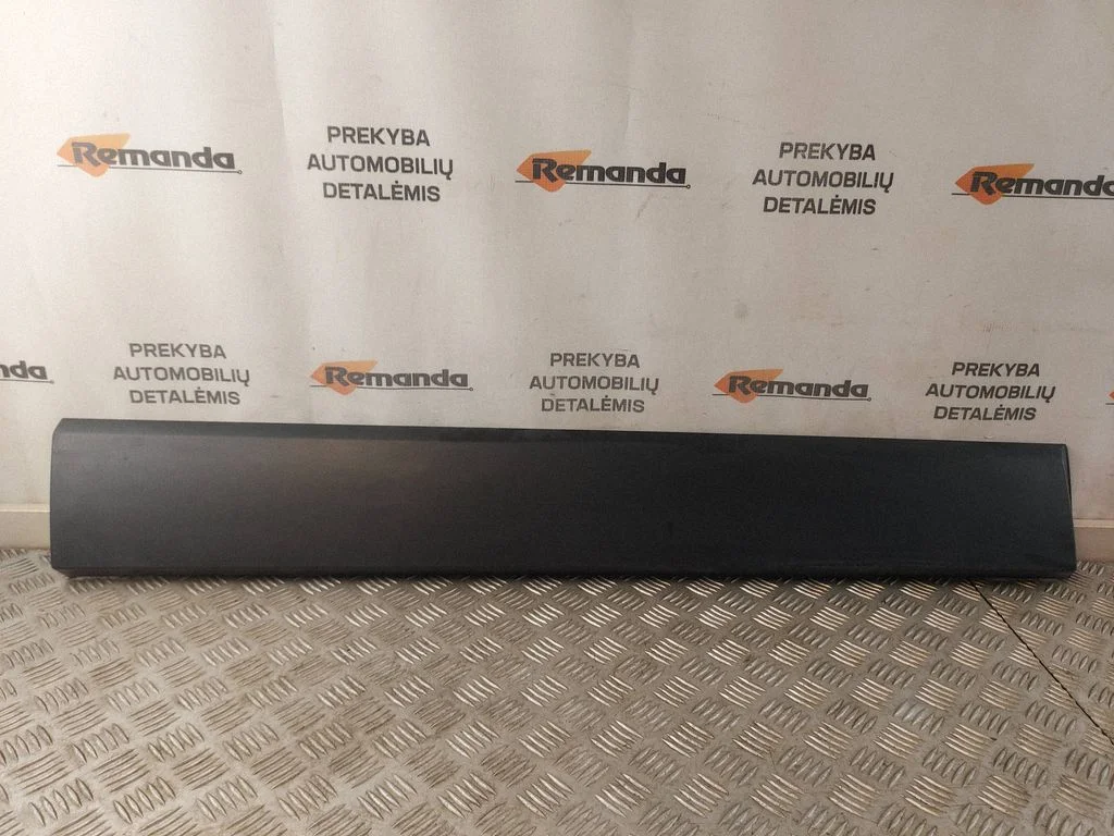 Apdaila slankiojančių durų (moldingas)