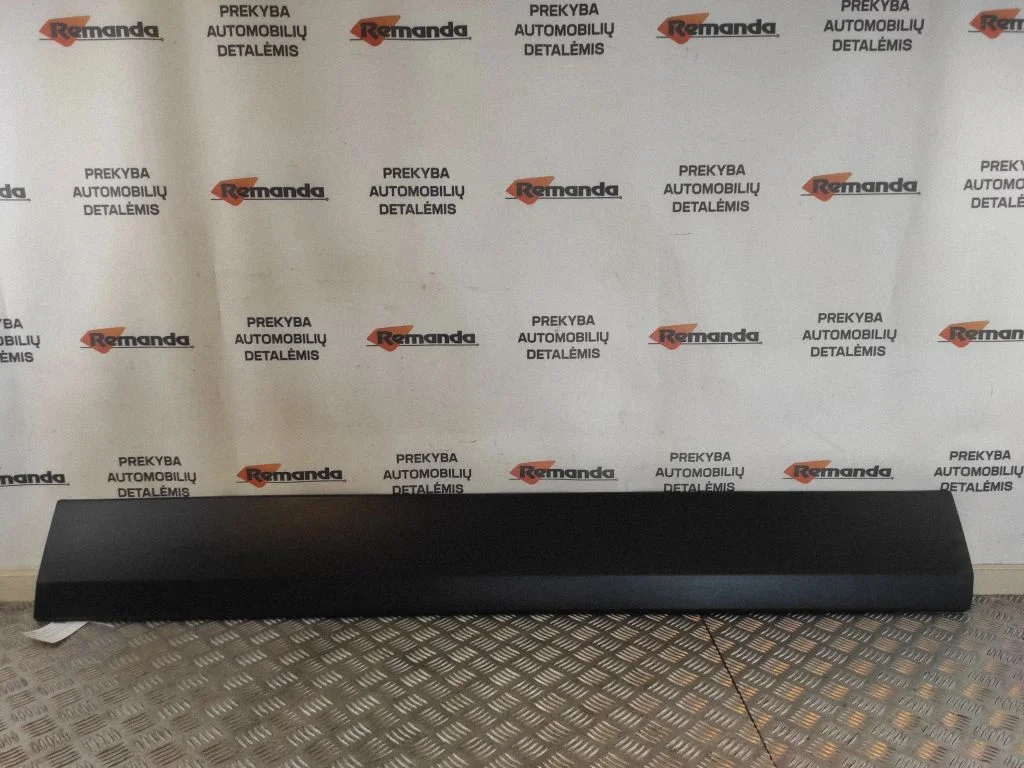 Apdaila slankiojančių durų (moldingas)