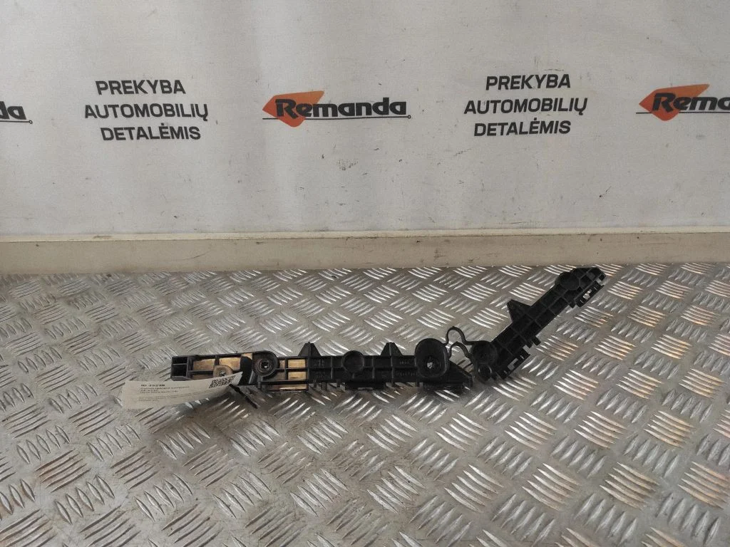 Bufera stūra daļas turētājs 5215542050