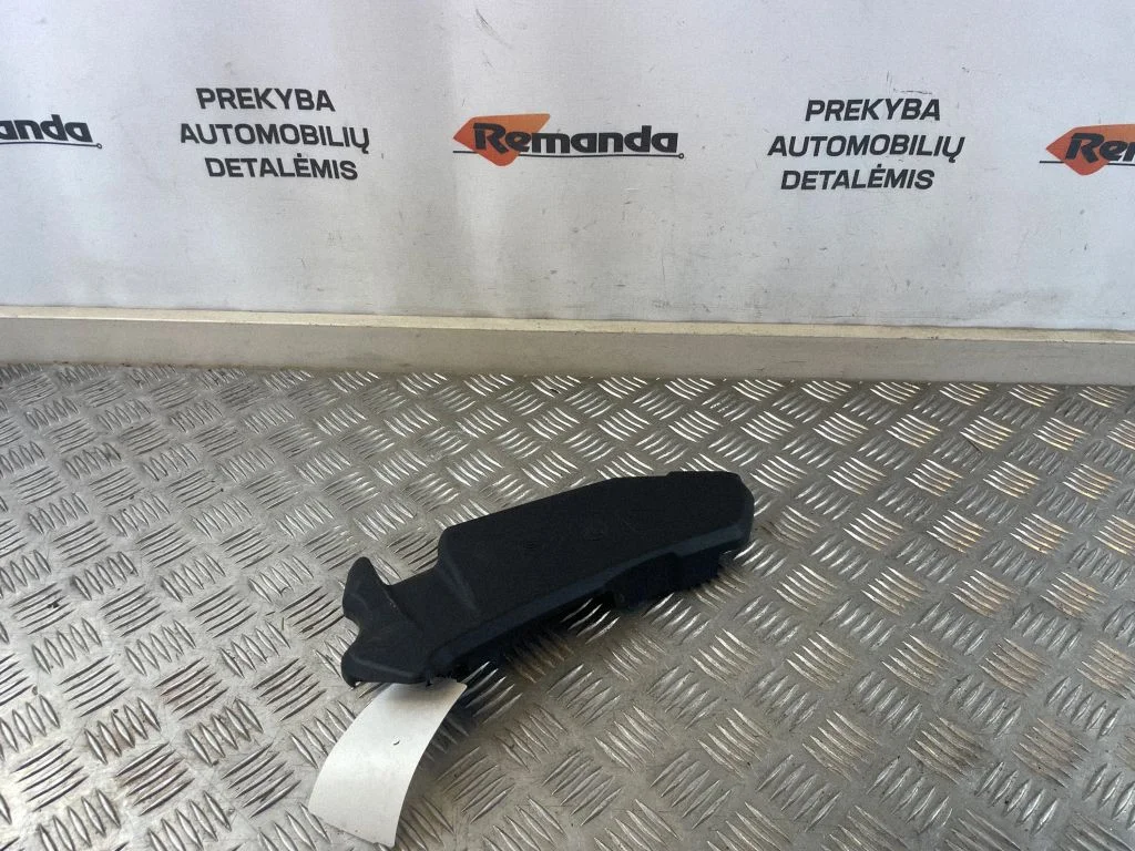 Fuse box cover 8578818