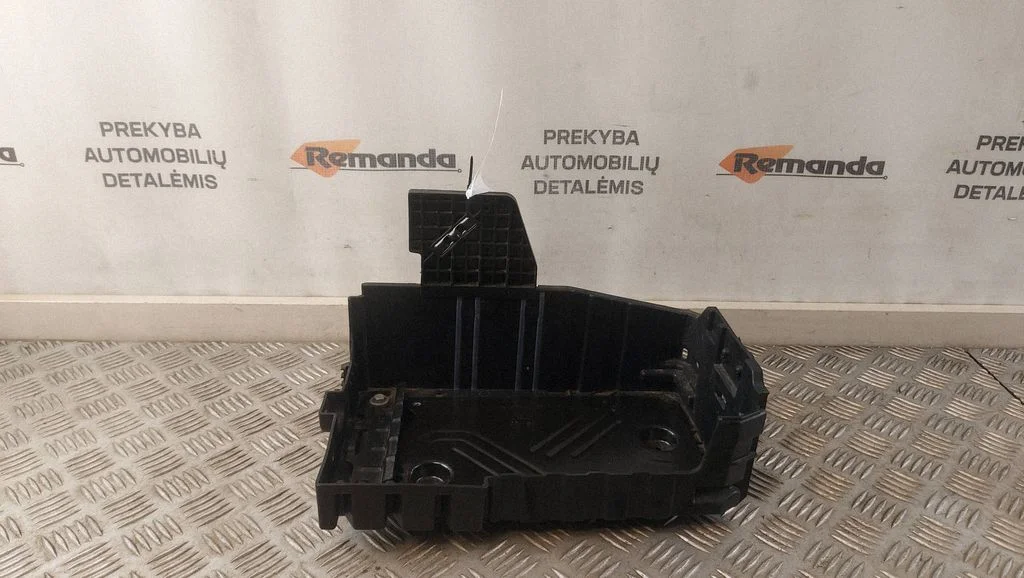 Akumulatora paliktnis 41625400