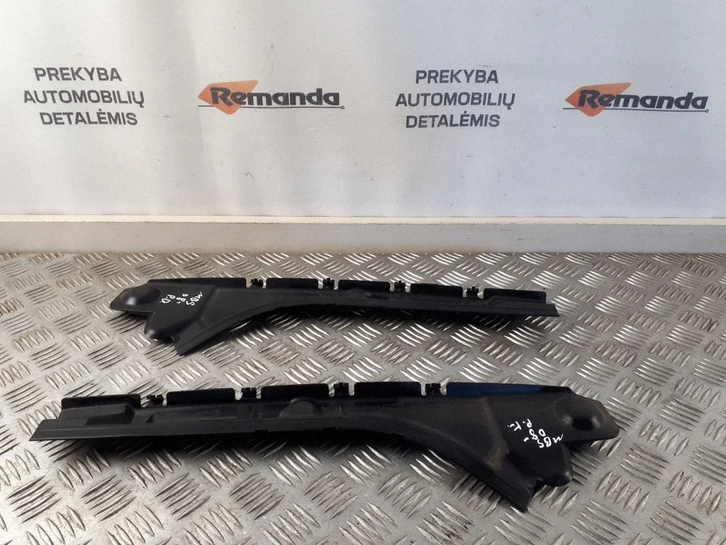 Cita motora nodalījuma detaļa A2218890425