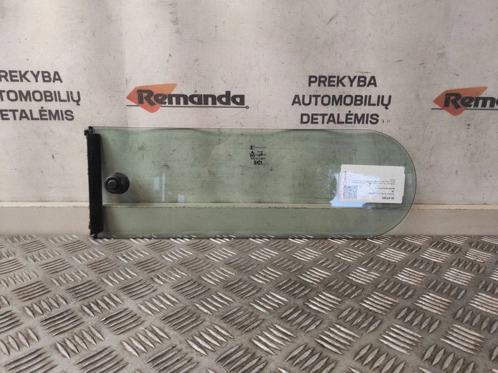Slankiojančių durų stiklas