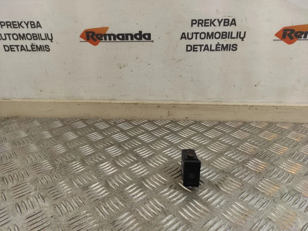 Stiklo šildymo elektra jungtukas