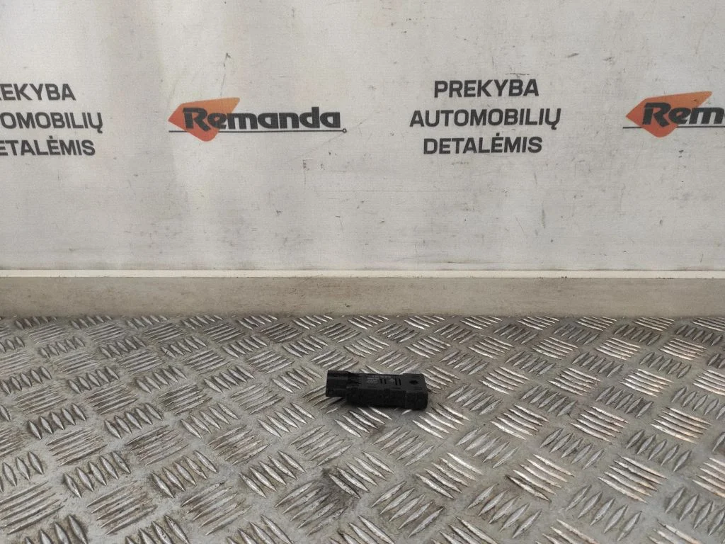 Filtras antenos