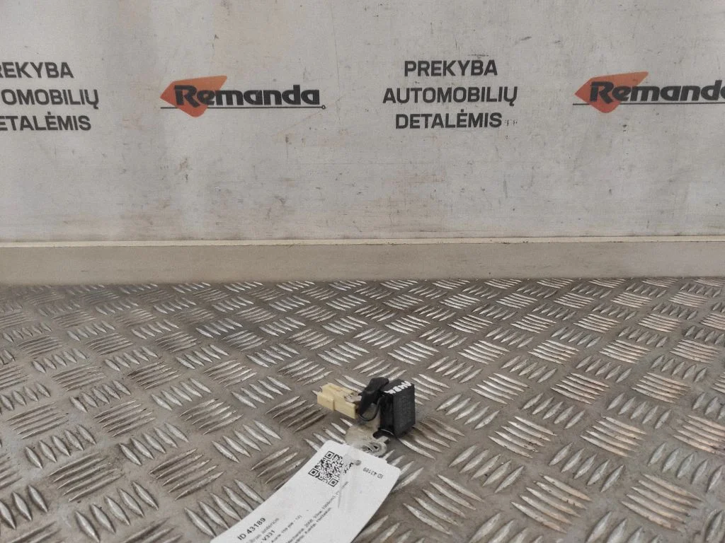 Filtras antenos