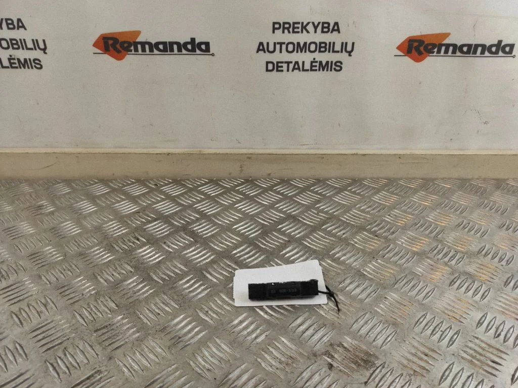 Filtras antenos