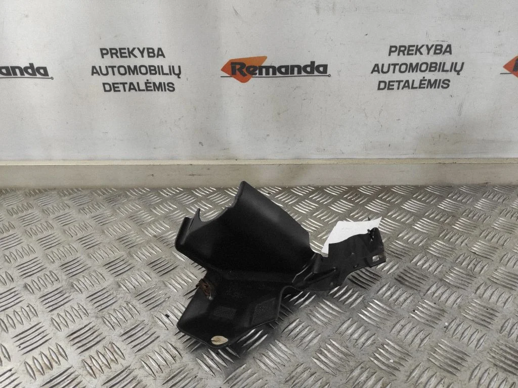 Priekinės važiuoklės dugno apsauga