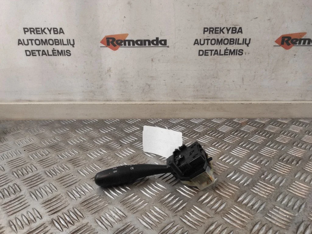 Pagriezienu/gaismu svira 934101H200