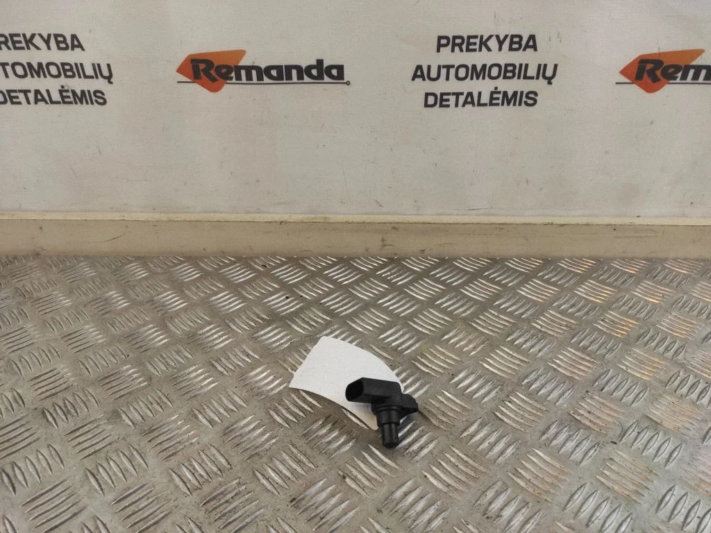 Paskirstymo velenėlio padėties daviklis