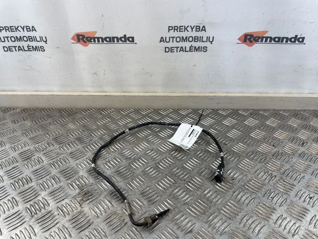 Czujnik temperatury spalin 04L906088BD