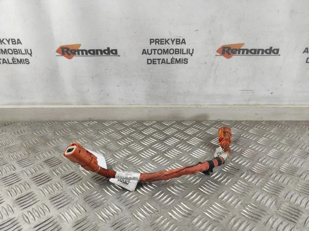 Kiti laidai/ instaliacija