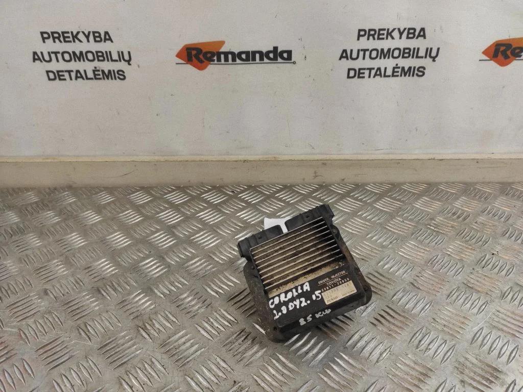 Degalų purkštukų (forsunkių) valdymo blokas