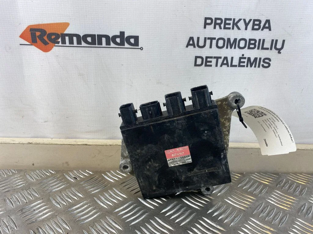 Degalų purkštukų (forsunkių) valdymo blokas