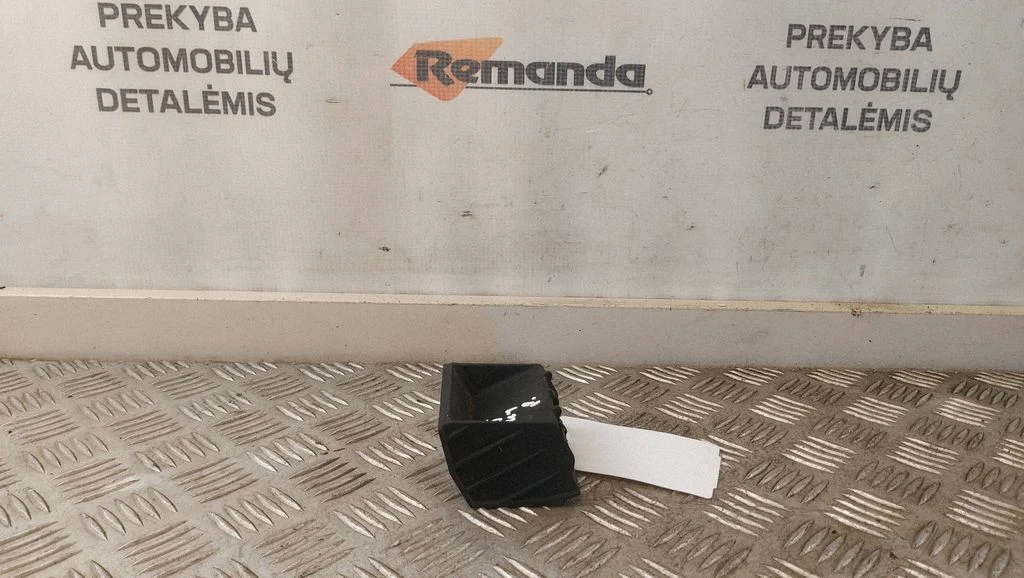 Radiatora (-u) turētājs/kronšteins – BMW X5 F15 (2013-2017)
