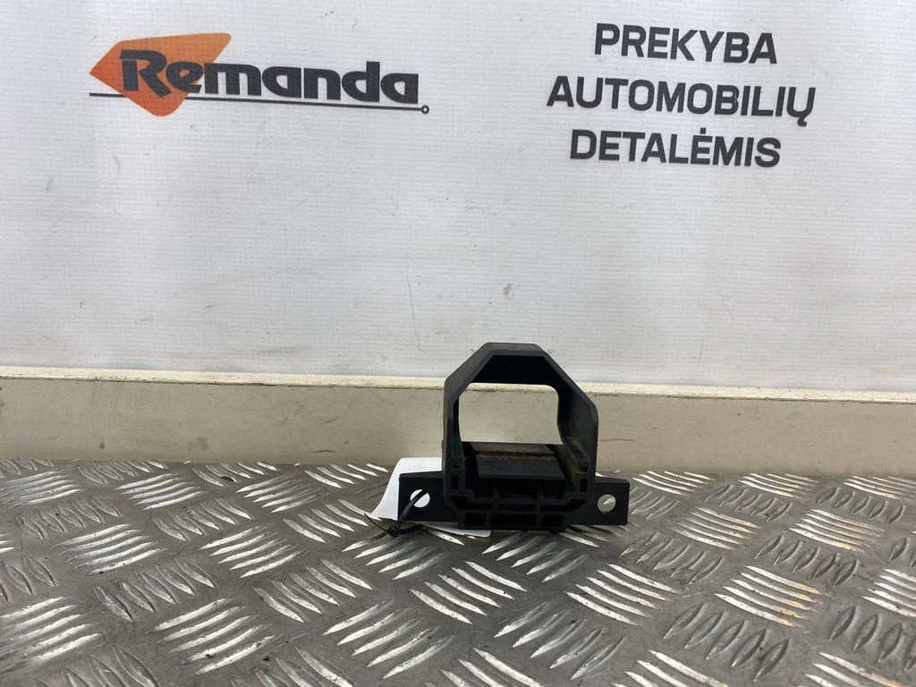 Radiatora (-u) turētājs/kronšteins 7591647