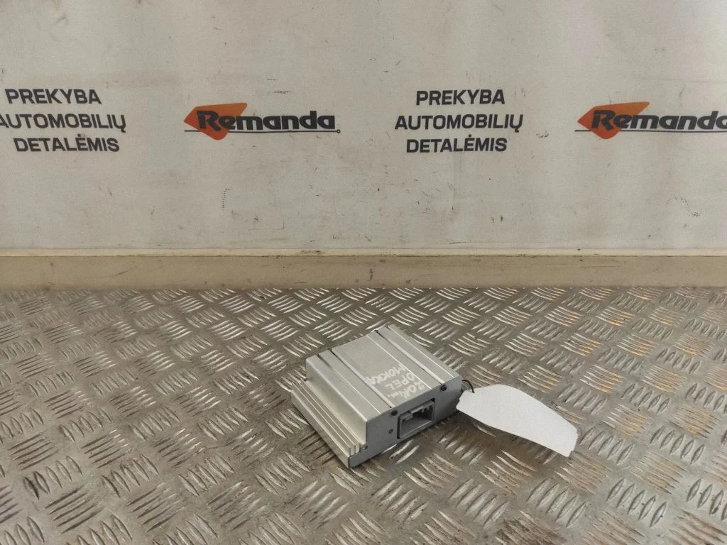 Inverteris (įtampos keitiklis)