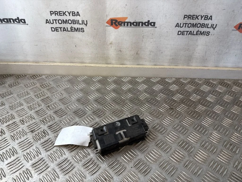 Telefono valdymo blokas