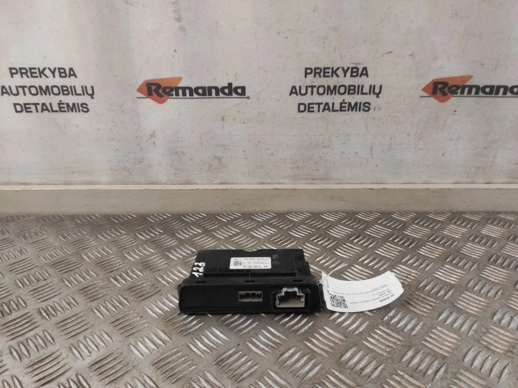 Rankinio stabdžio valdymo blokas