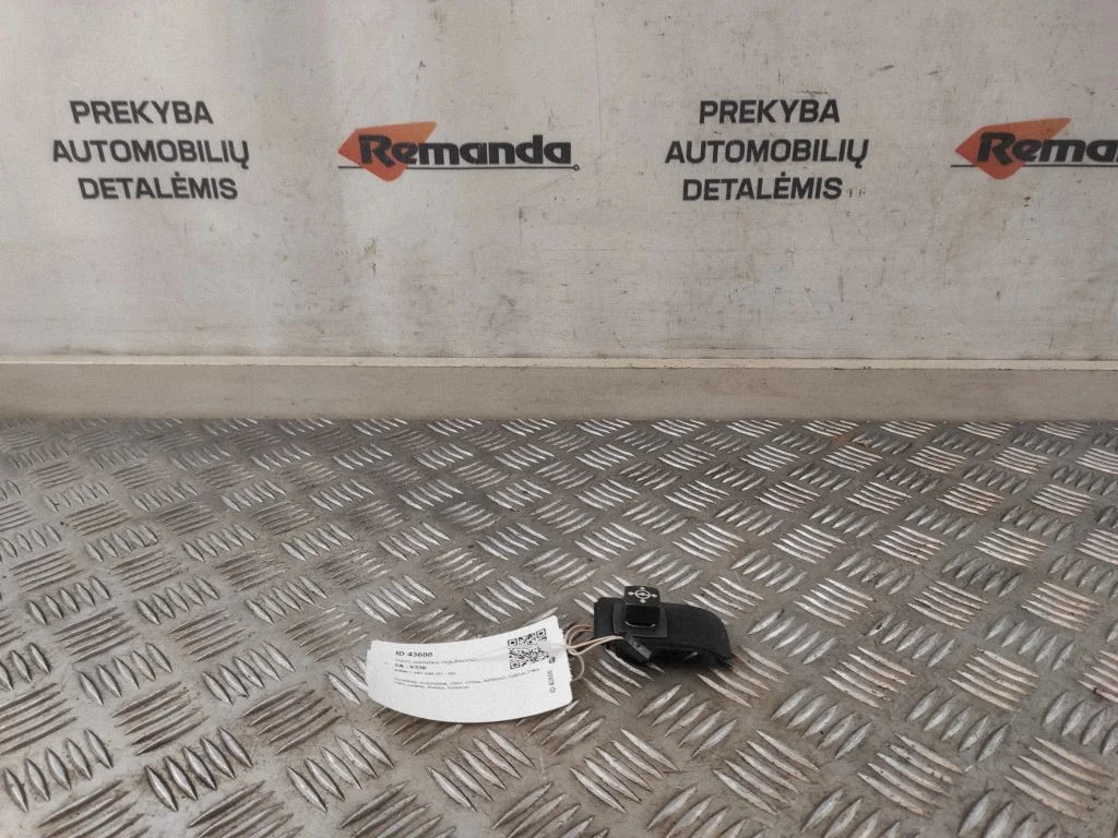 Vairo padėties reguliavimo jungtukas