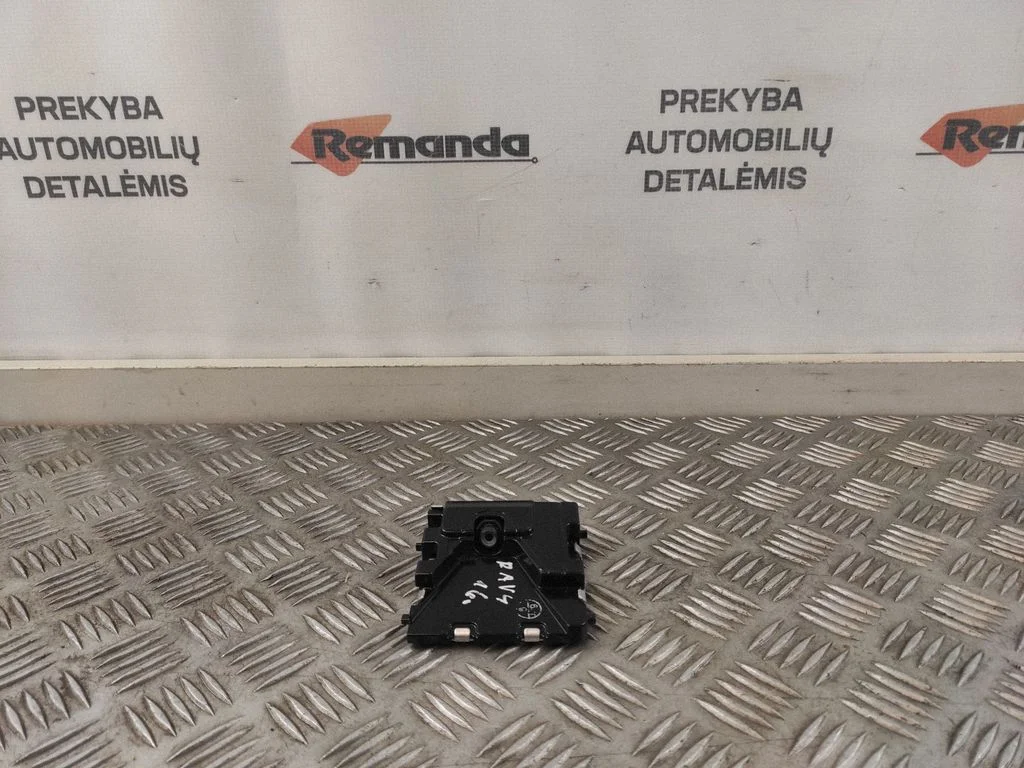 Priekinio stiklo kamera