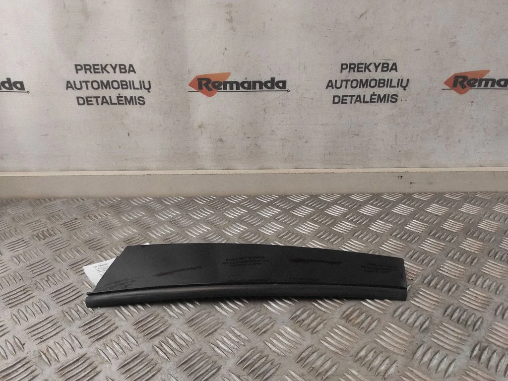 Rear door glass trim molding – Volvo S90, V90 (2016-)