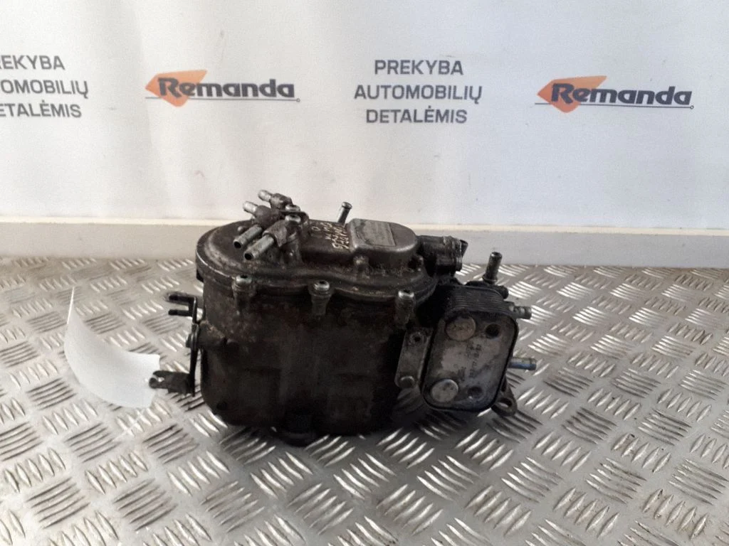 Fuel filter housing – Volkswagen Touareg I (2002-2010)