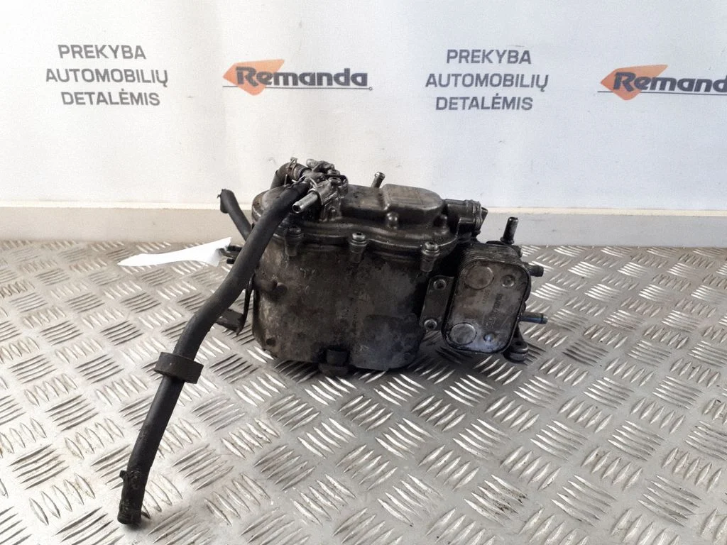 Fuel filter housing – Volkswagen Touareg I (2002-2010)