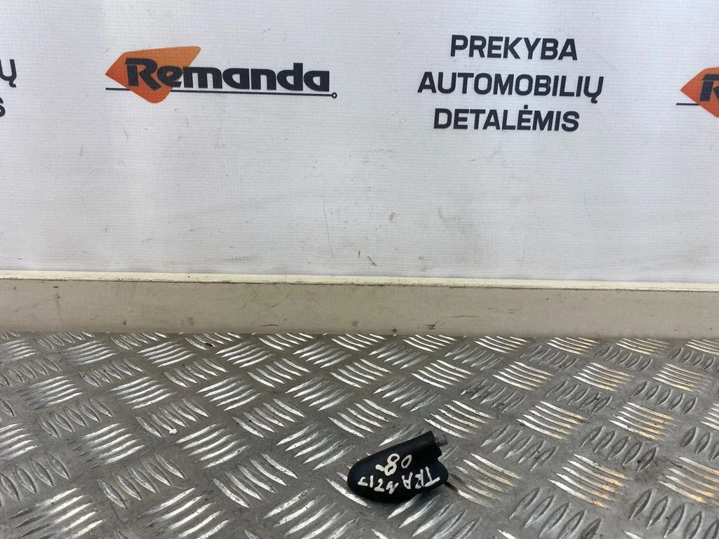 Radio antena