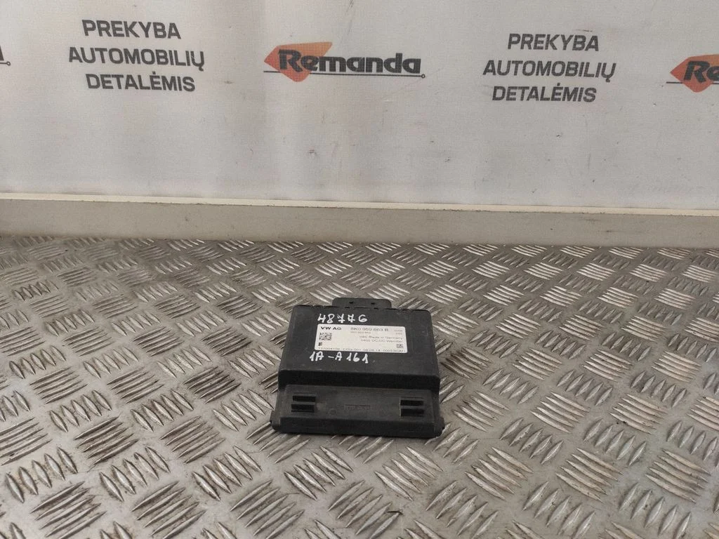 Įtampos keitiklis/ keitimo modulis