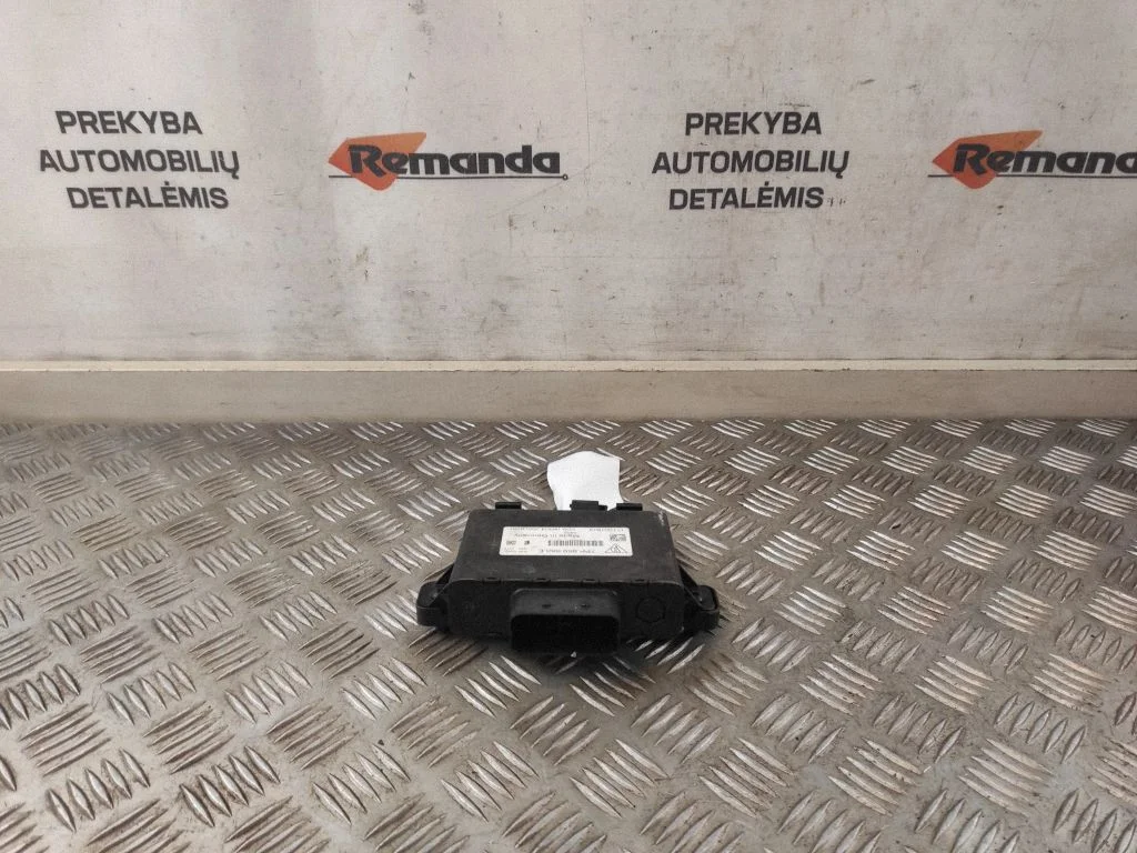 Įtampos keitiklis/ keitimo modulis