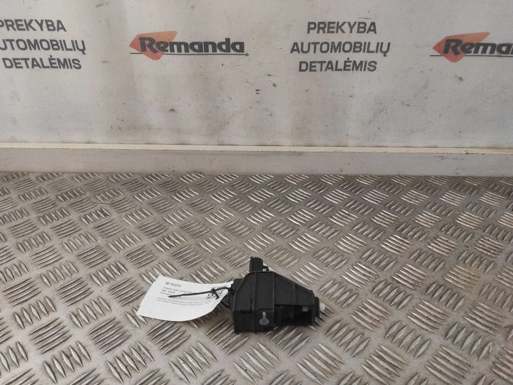 Degalų bako dangtelio spynos varikliukas