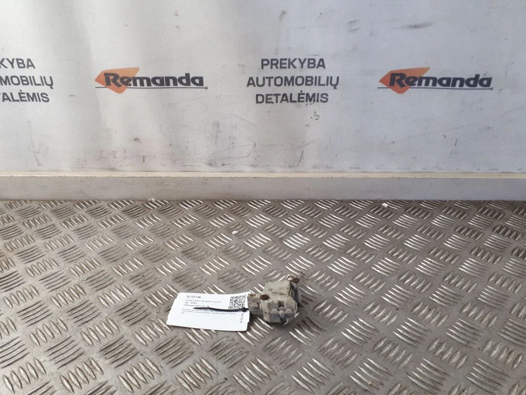 Degalų bako dangtelio spynos varikliukas