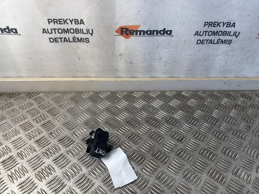 Degalų bako dangtelio spynos varikliukas