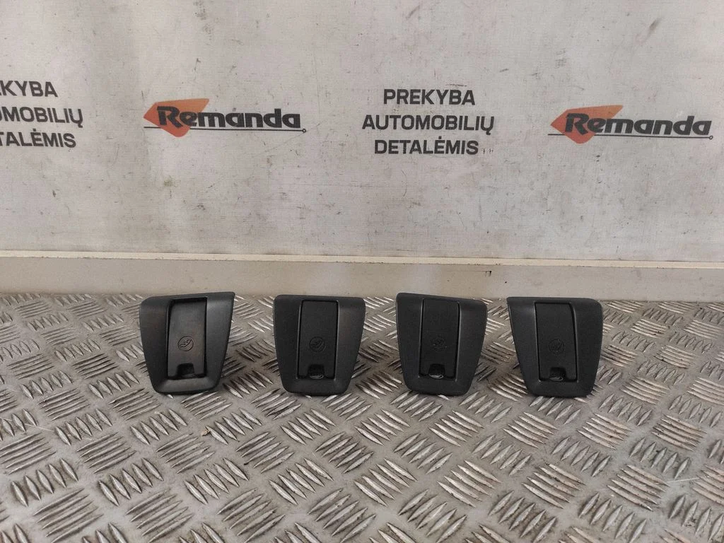 ISOFIX vāciņš 8S8887233