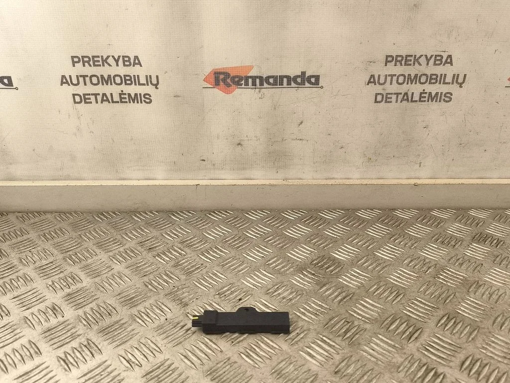 Beraktės sistemos antena