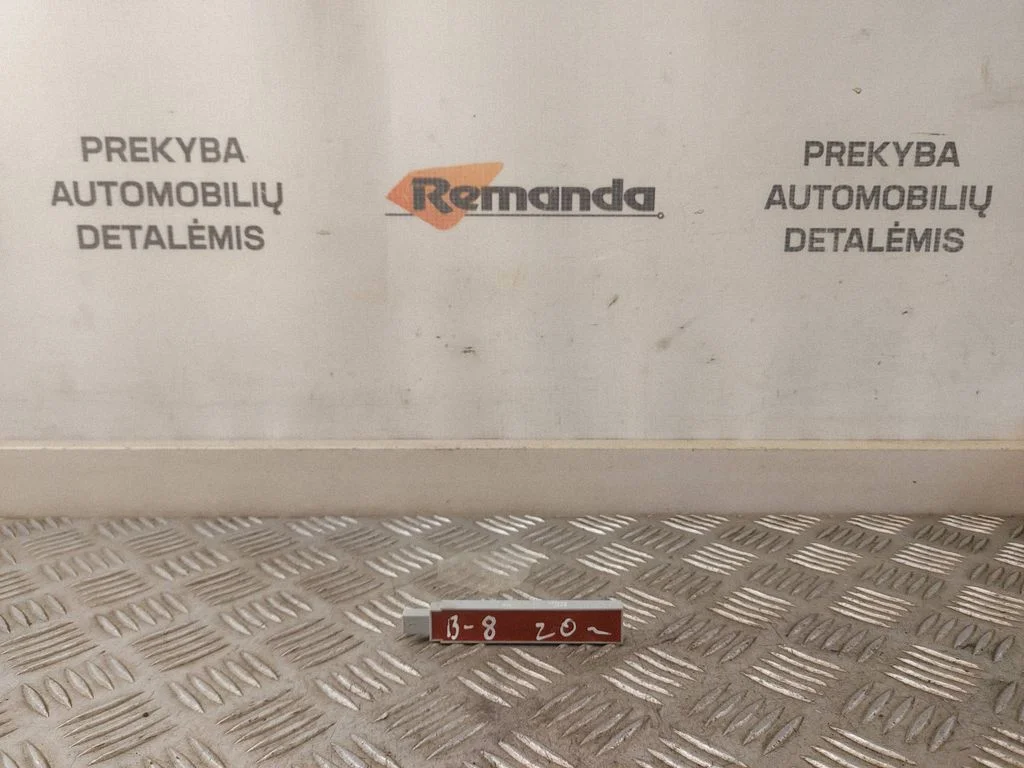 Beraktės sistemos antena
