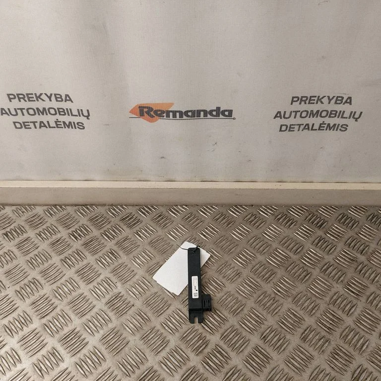 Beraktės sistemos antena