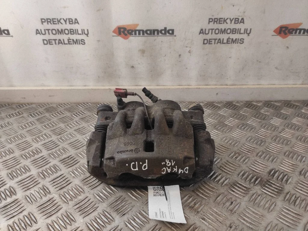 Front brake caliper 22941501