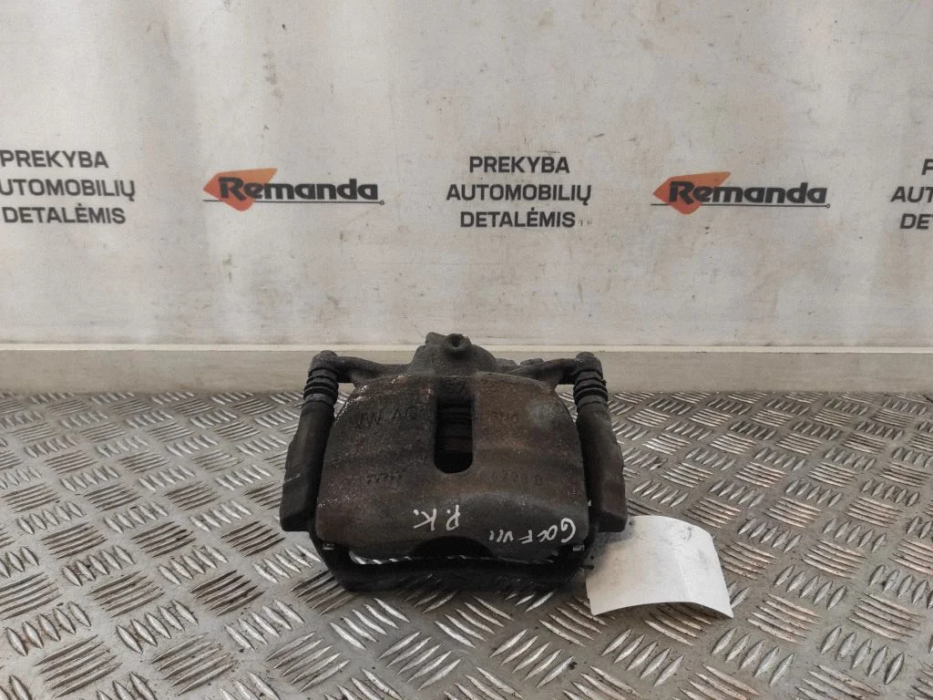 Priekšējais bremžu suports 08649