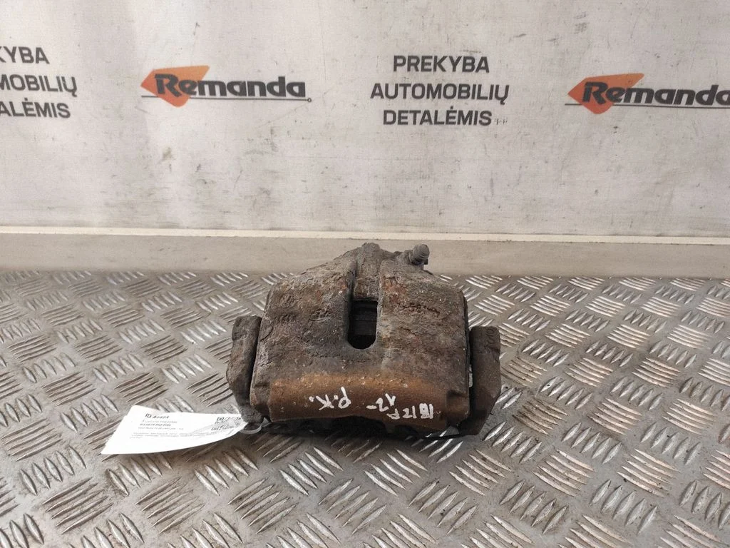 Front brake caliper – front left