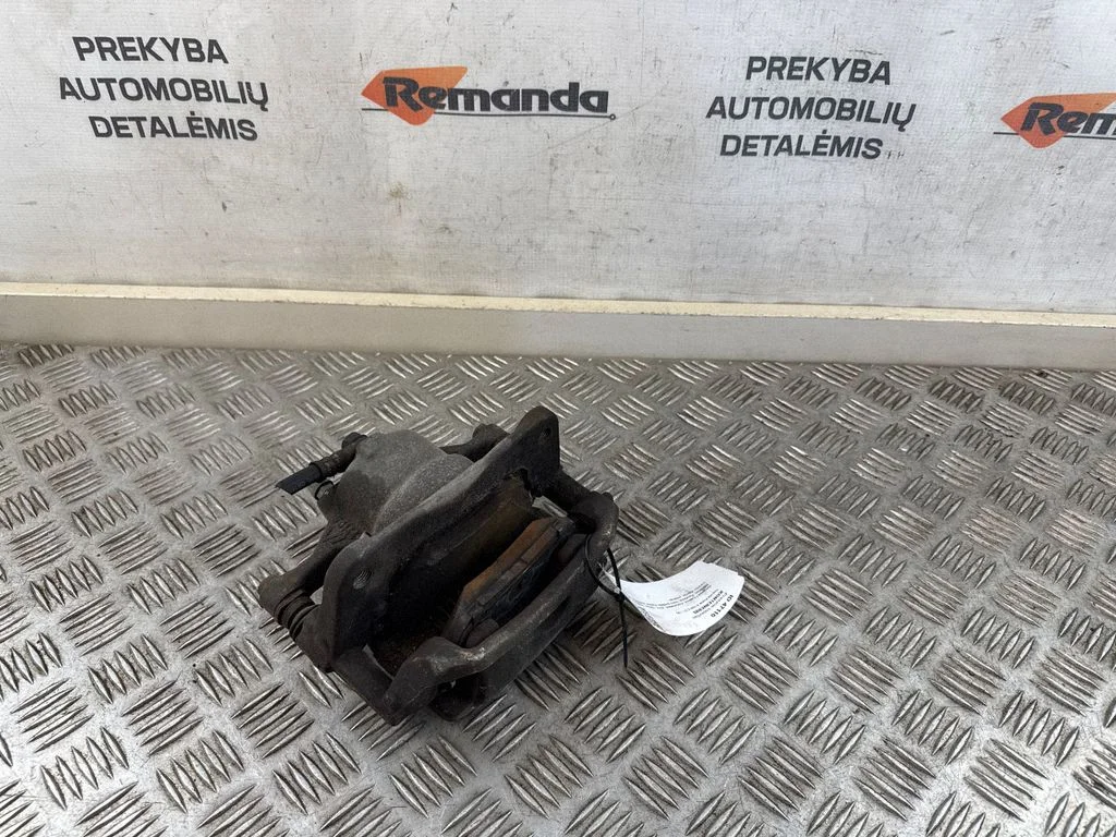 Esimene pidurisadul – eesmine vasak