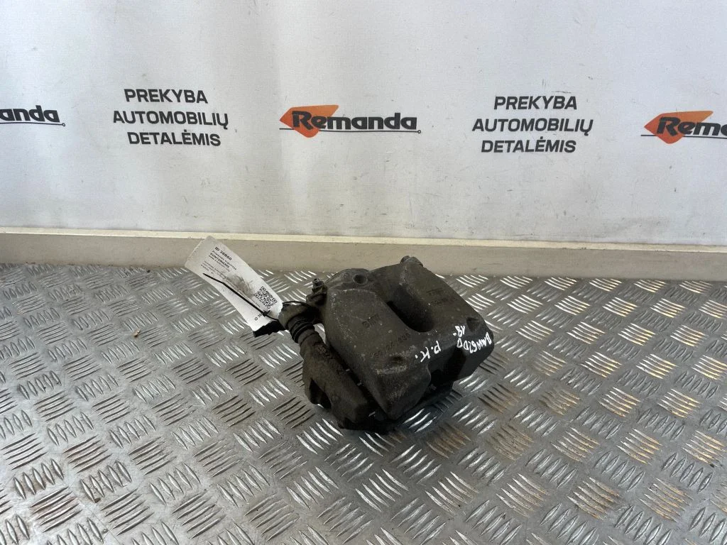 Zacisk hamulcowy przedni 53389