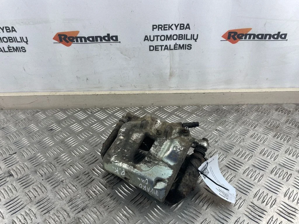 Front brake caliper – front left