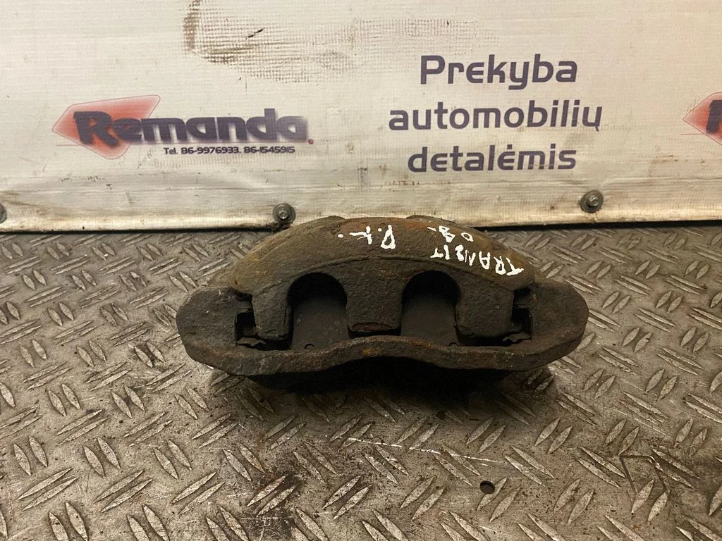 Priekšējais bremžu suports – priekšējā kreisā