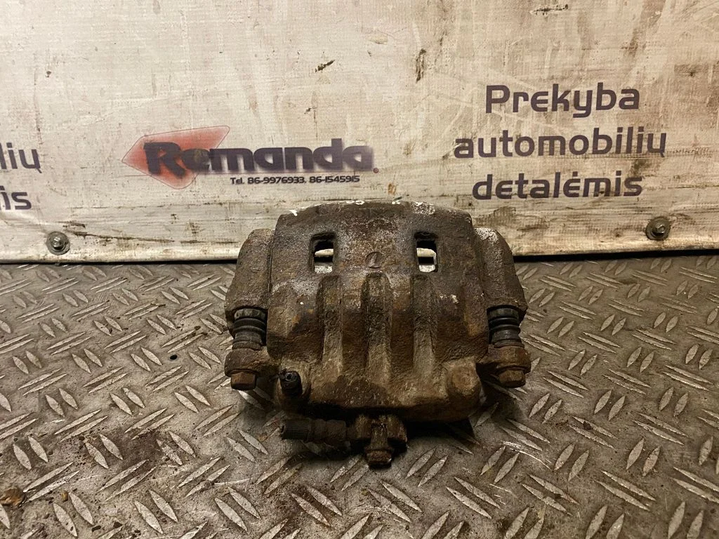 Priekšējais bremžu suports – priekšējā labā