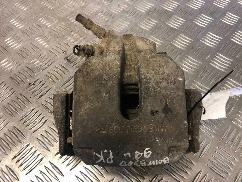 Front brake caliper – front left