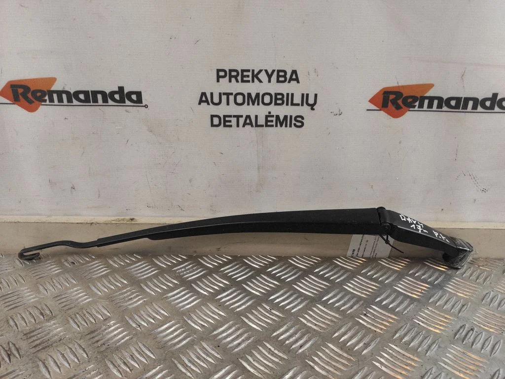 Front wiper blade arm 2318540