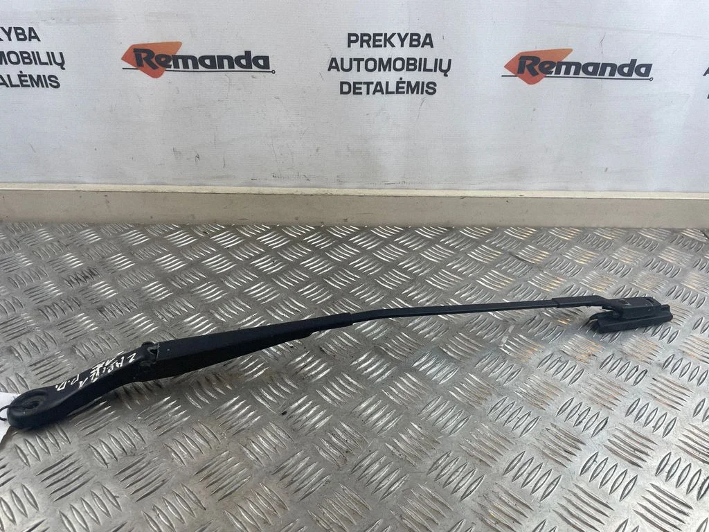 Ramię wycieraczki przedniej – Opel Zafira C (2011-2019)