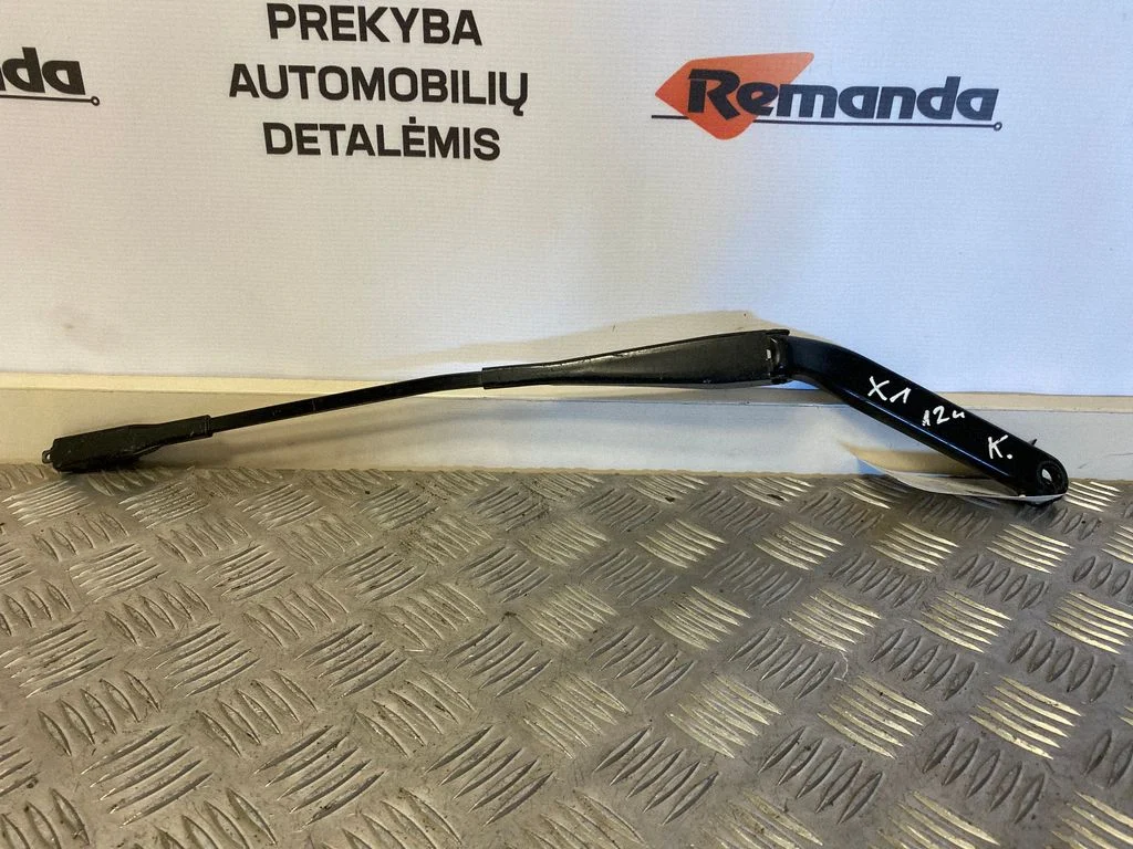 Priekšējā stikla tīrītāja svira 61612990028